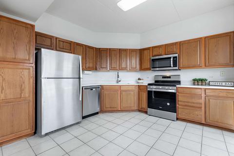 3100 Town Square Dr #203, Rolling Meadows, IL 60008 photo 9