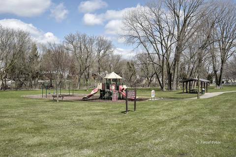 3218 W Beach Dr, Mchenry, IL 60050 photo 15