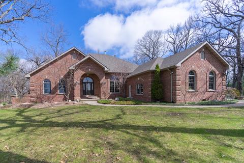 2953 E 9th Rd, Utica, IL 61373 photo 1