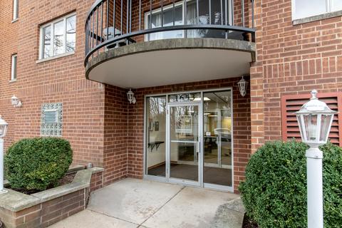 1653 River St #402, Des Plaines, IL 60016 photo 3