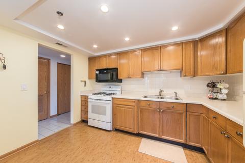 1653 River St #402, Des Plaines, IL 60016 photo 8