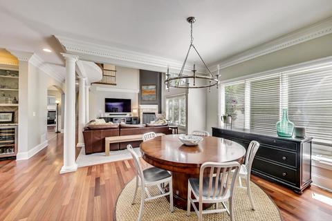 664 E Porter Ave, Naperville, IL 60540 photo 9