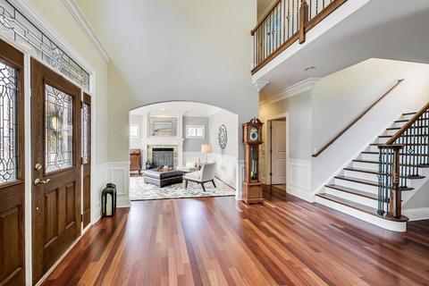 664 E Porter Ave, Naperville, IL 60540 photo 2