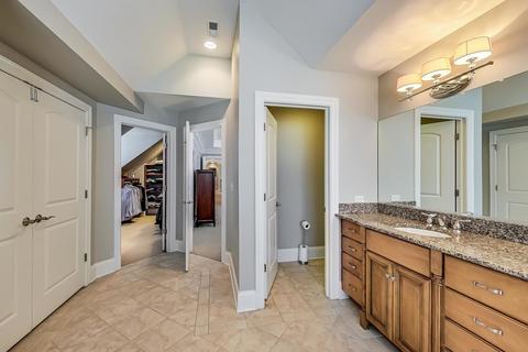 664 E Porter Ave, Naperville, IL 60540 photo 19