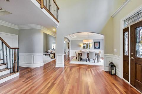 664 E Porter Ave, Naperville, IL 60540 photo 3
