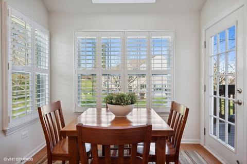 1107 Pine Valley Ct, Elgin, IL 60124 photo 9