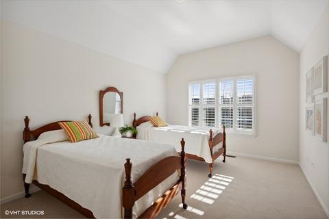 1107 Pine Valley Ct, Elgin, IL 60124 photo 18