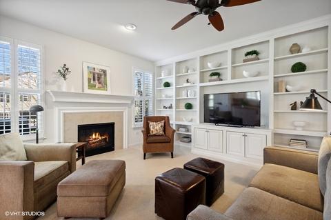 1107 Pine Valley Ct, Elgin, IL 60124 photo 5