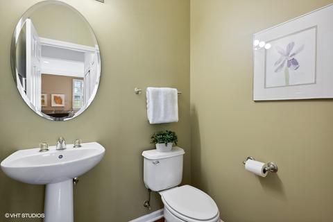 1107 Pine Valley Ct, Elgin, IL 60124 photo 12
