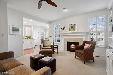 1107 Pine Valley Ct, Elgin, IL 60124 photo 7
