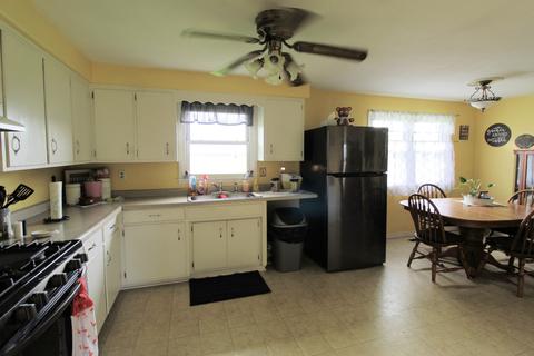 4859 W Doris Dr, Kankakee, IL 60901 photo 5
