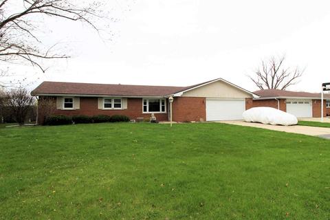 4859 W Doris Dr, Kankakee, IL 60901 photo 1