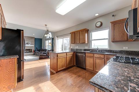 25444 W Gateway Cir, Plainfield, IL 60585 photo 13
