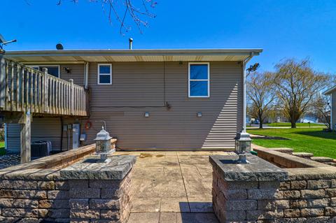 110 Shadowbrook Dr, Capron, IL 61012 photo 20