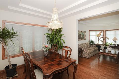 307 79th St, Burr Ridge, IL 60527 photo 8