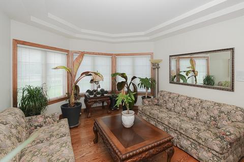 307 79th St, Burr Ridge, IL 60527 photo 6