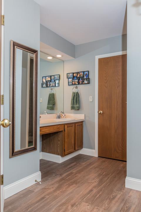848 Kent Cir, Bartlett, IL 60103 photo 16