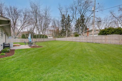 541 Juniper Dr, Naperville, IL 60540 photo 24
