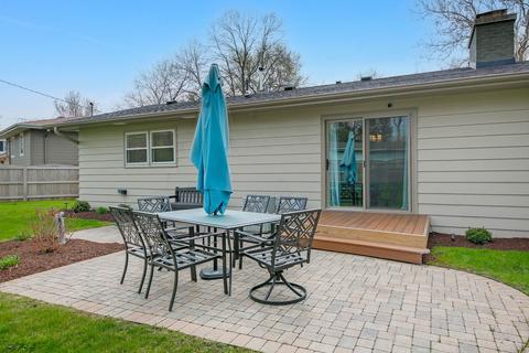 541 Juniper Dr, Naperville, IL 60540 photo 23