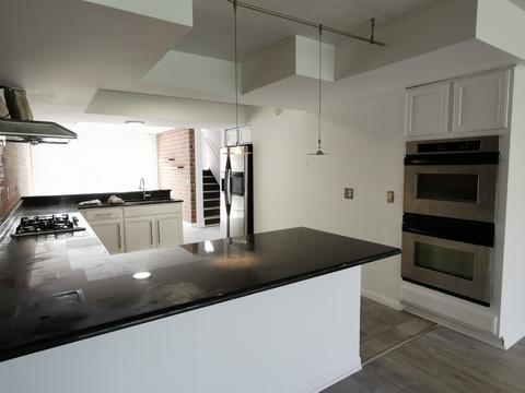 126 E 32nd St, Chicago, IL 60616 photo 7
