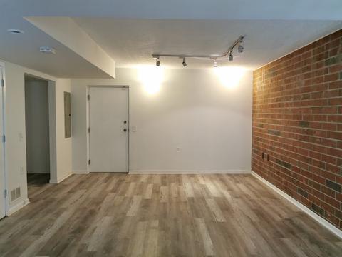 126 E 32nd St, Chicago, IL 60616 photo 3