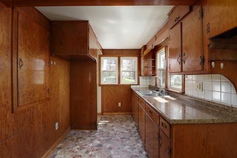 202 E 8th St, Delavan, IL 61734 photo 9