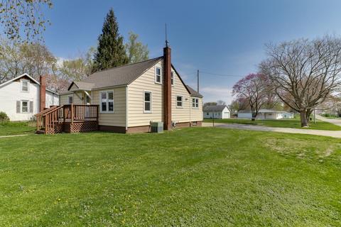 202 E 8th St, Delavan, IL 61734 photo 24
