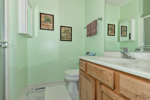 31662 Tall Grass Ct, Lakemoor, IL 60051 photo 17