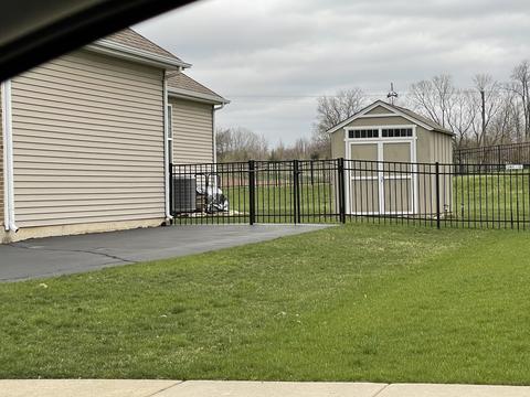 2201 Tyler Trl, Mchenry, IL 60051 photo 3
