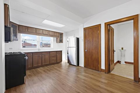 706 E 87th Pl, Chicago, IL 60619 photo 8