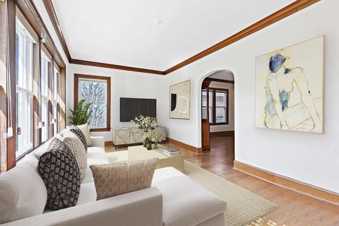 706 E 87th Pl, Chicago, IL 60619 photo 4