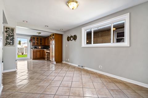 2042 S 15th Ave, Broadview, IL 60155 photo 8
