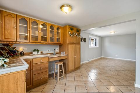 2042 S 15th Ave, Broadview, IL 60155 photo 7