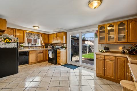 2042 S 15th Ave, Broadview, IL 60155 photo 10