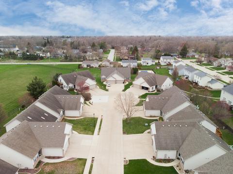 415 Beechwood Ct, Normal, IL 61761 photo 28