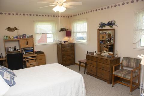 202 Ash Ave, Morrison, IL 61270 photo 4