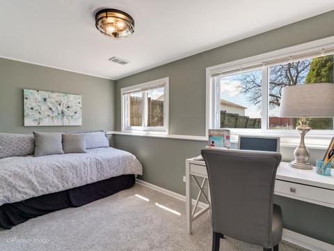 232 Wheeling Ave, Wheeling, IL 60090 photo 17