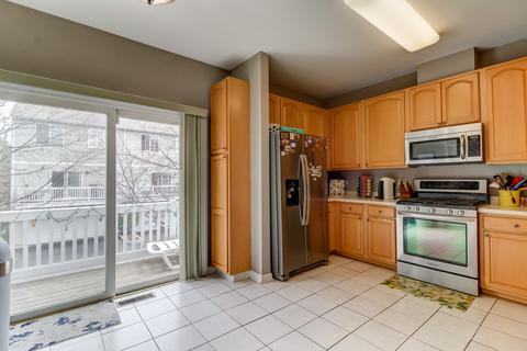 96 Cantal Ct, Wheeling, IL 60090 photo 7