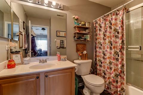 96 Cantal Ct, Wheeling, IL 60090 photo 14