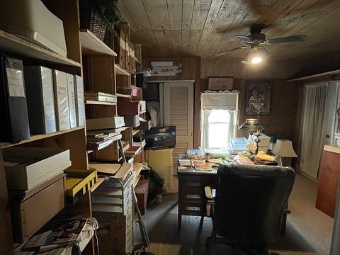 105 S Grape St, Morrison, IL 61270 photo 36