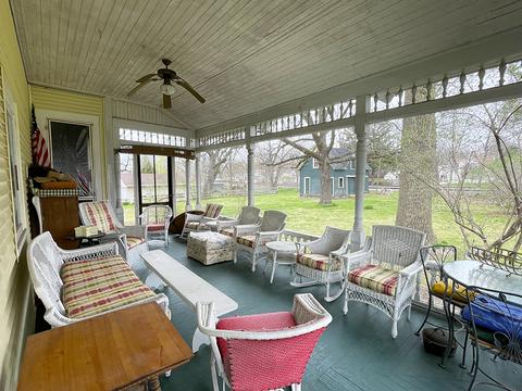 105 S Grape St, Morrison, IL 61270 photo 28