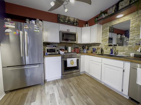 613 E 3rd St #2, Lockport, IL 60441 photo 28
