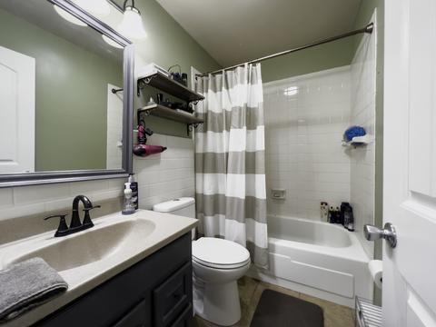 613 E 3rd St #2, Lockport, IL 60441 photo 48