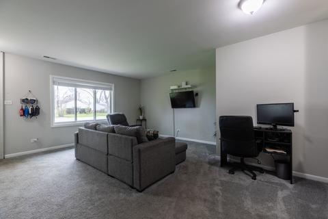 336 Sunset Ln, Wheeling, IL 60090 photo 4