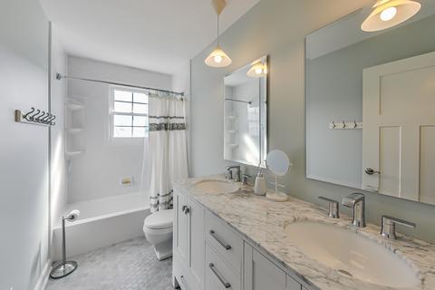 2022 Briarcliffe Blvd, Wheaton, IL 60189 photo 36