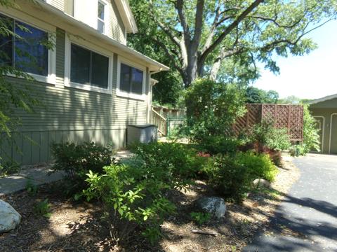 445 La Fox River Dr, Algonquin, IL 60102 photo 2