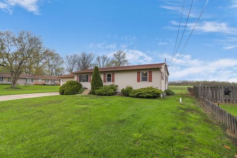 320 E Broadway St, Argenta, IL 62501 photo 2