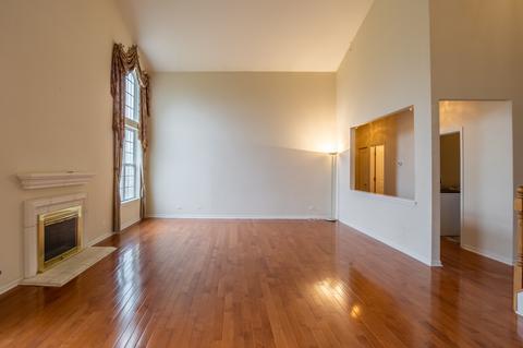 1400 Bison Ln, Hoffman Estates, IL 60192 photo 13