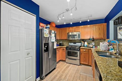 1046 Symphony Dr, Aurora, IL 60504 photo 4