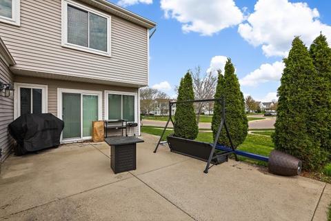 1046 Symphony Dr, Aurora, IL 60504 photo 21